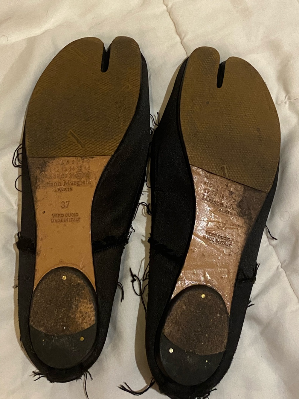 Maison Margiela black satin Tabi ballet flats - Picture 3 of 6